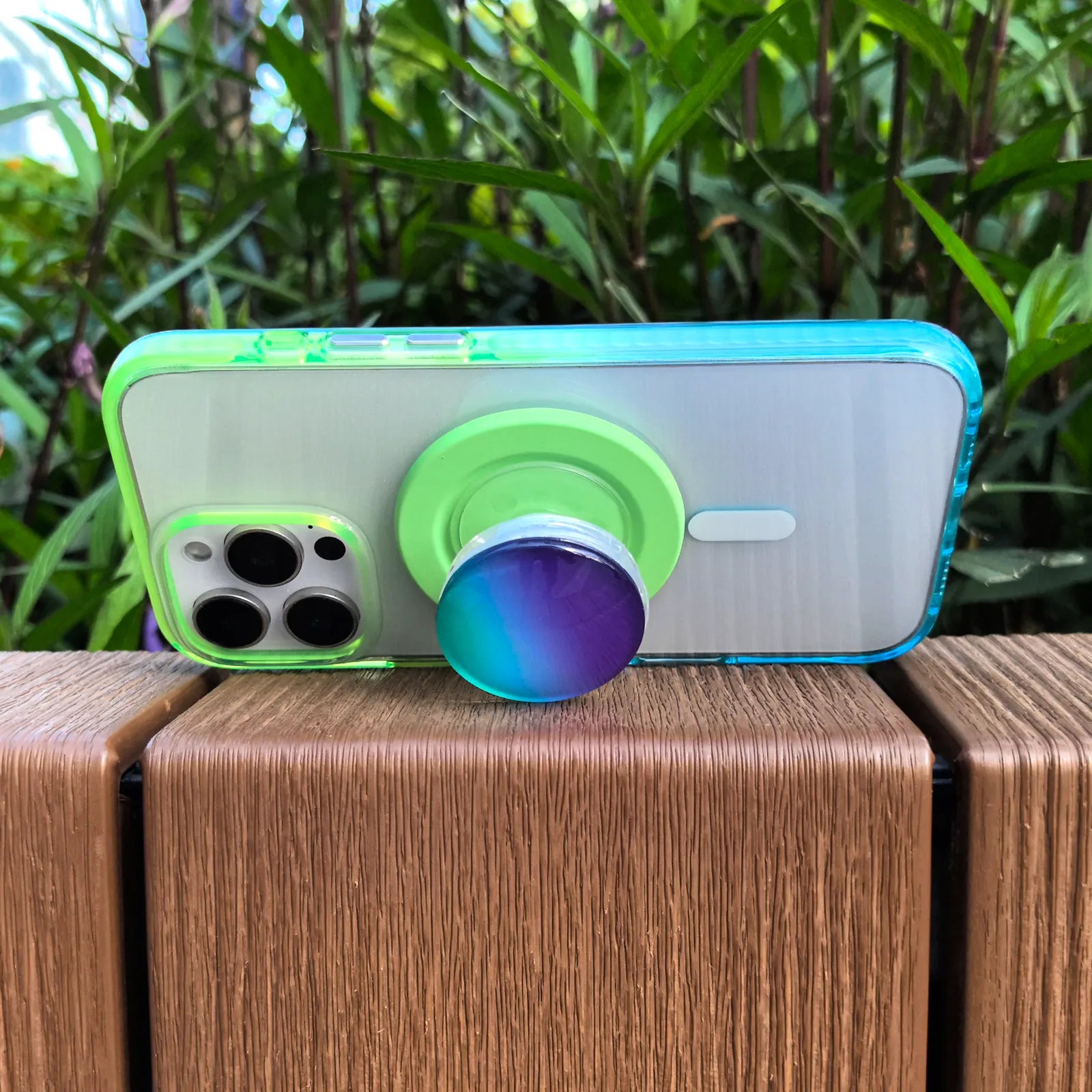 Color Clash Fantasia Blue Clear Phone Case MagSafe Grip Set