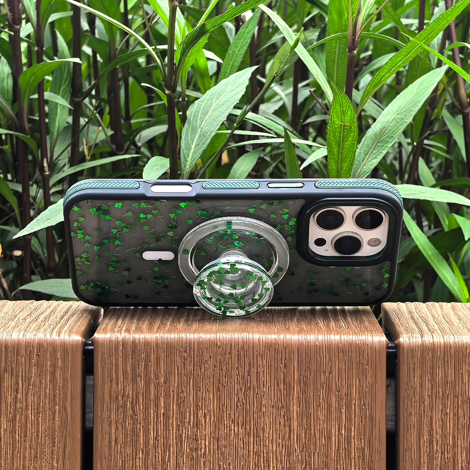 Full of Love Green Phone Case MagSafe Grip Set