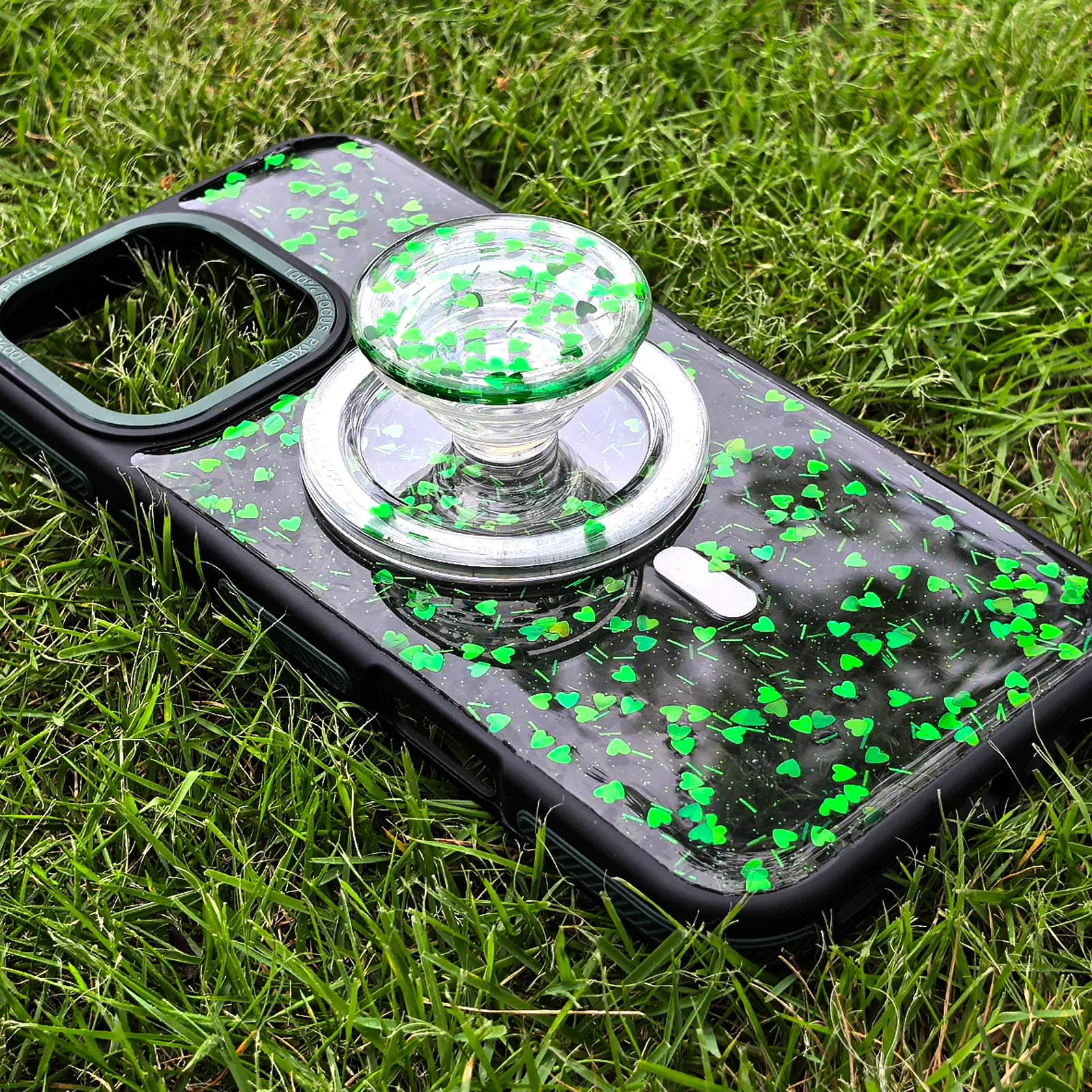 Full of Love Green Phone Case MagSafe Grip Set