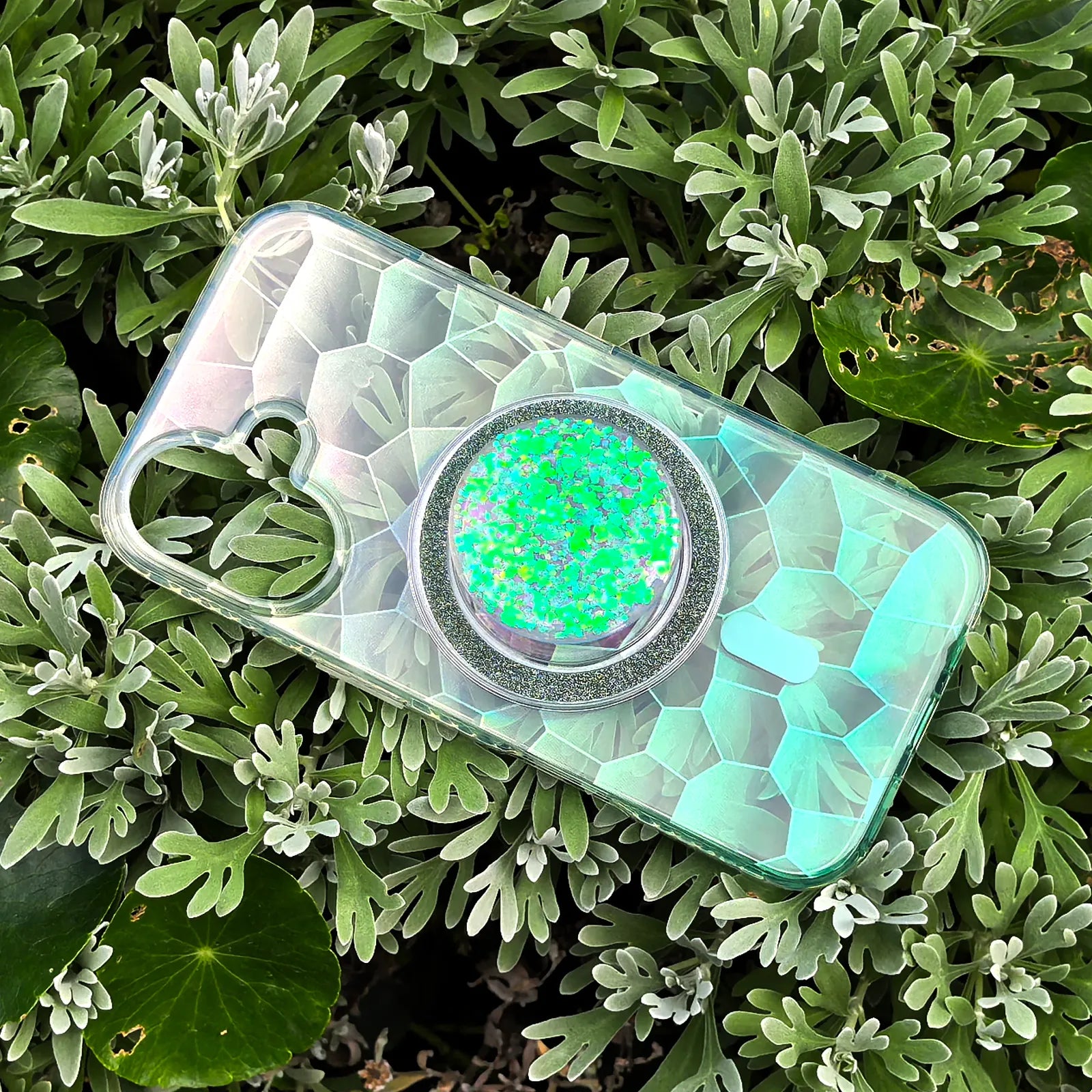 Opalescent Ripple Green Phone Case MagSafe Grip Set