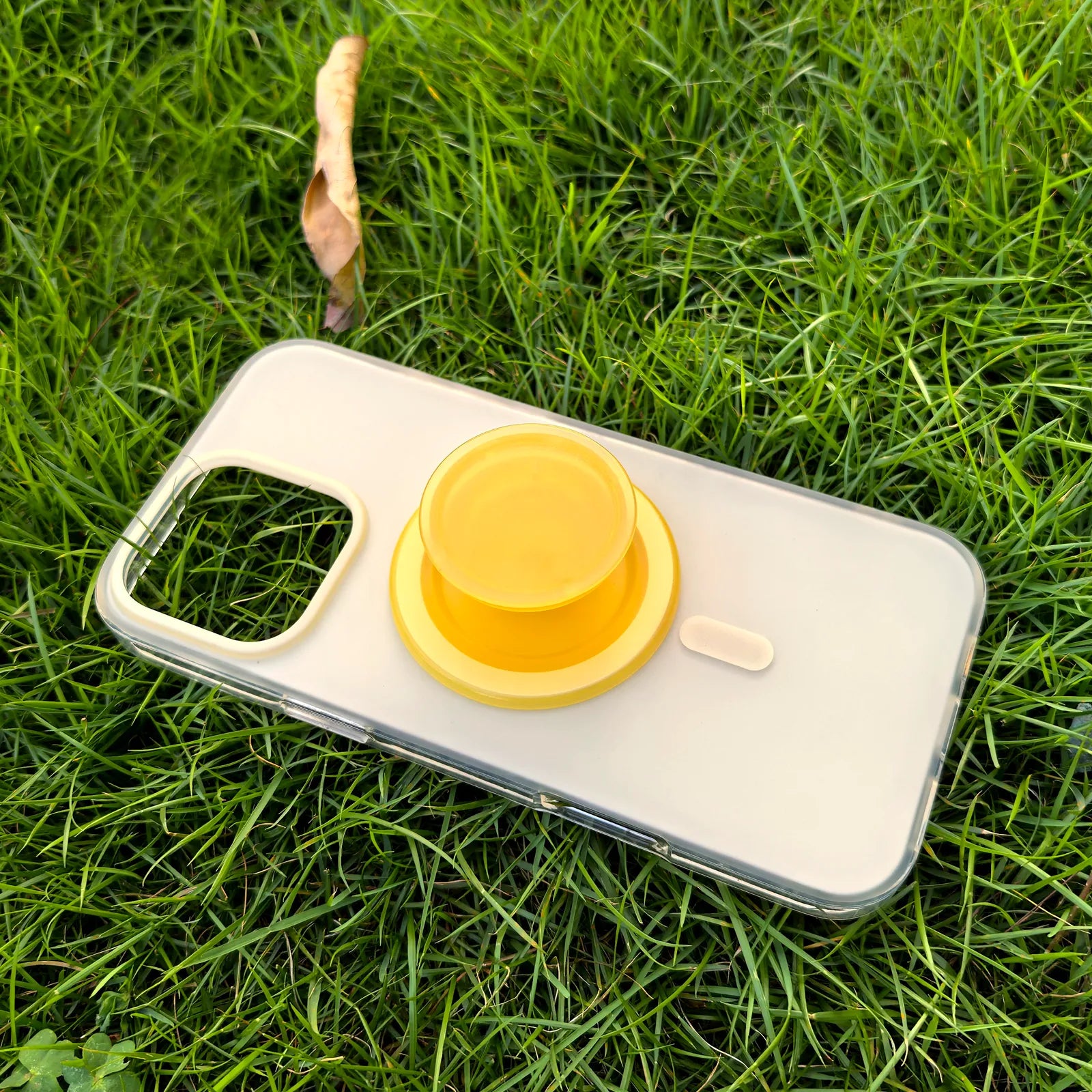 Yellow Phone Case MagSafe Grip Set