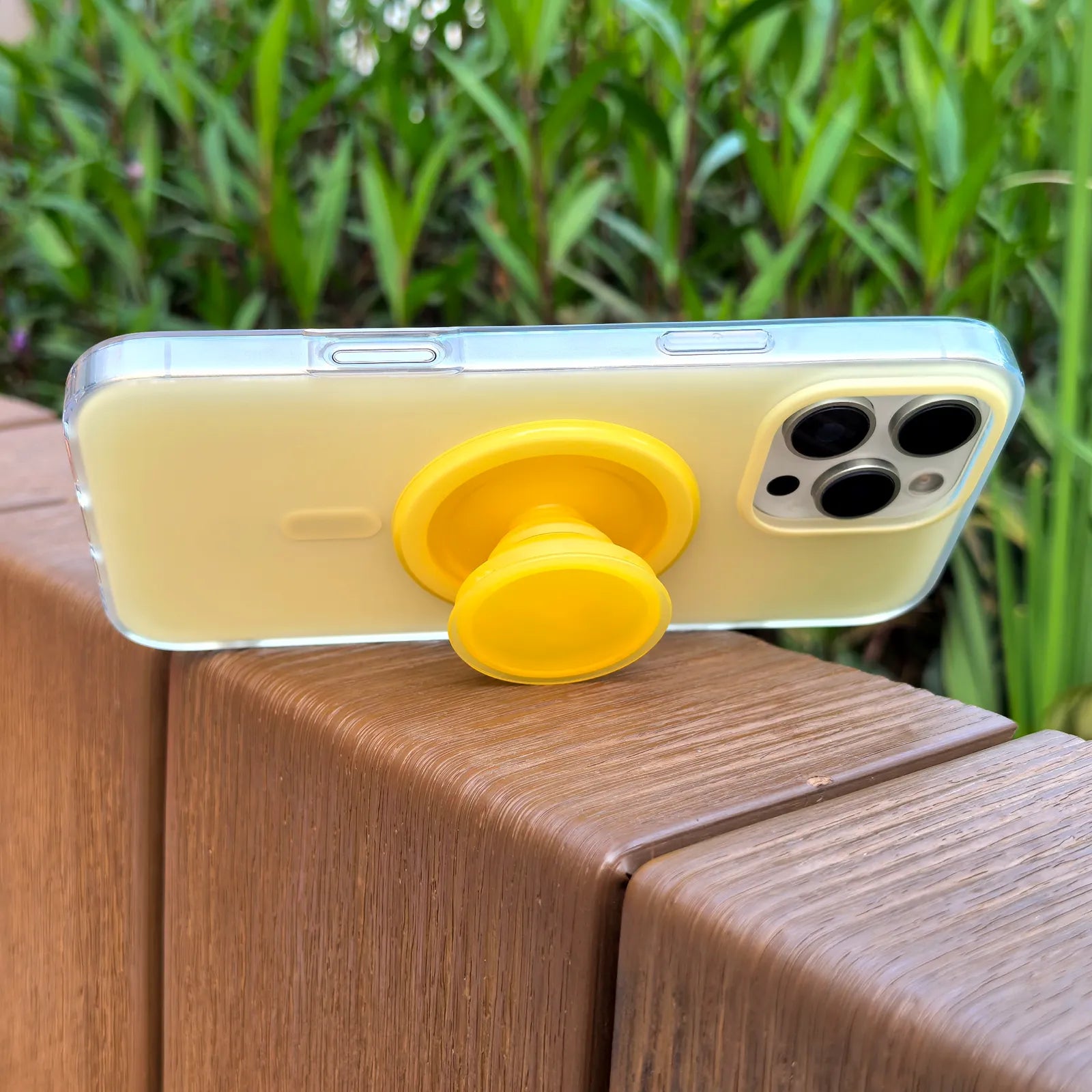 Yellow Phone Case MagSafe Grip Set